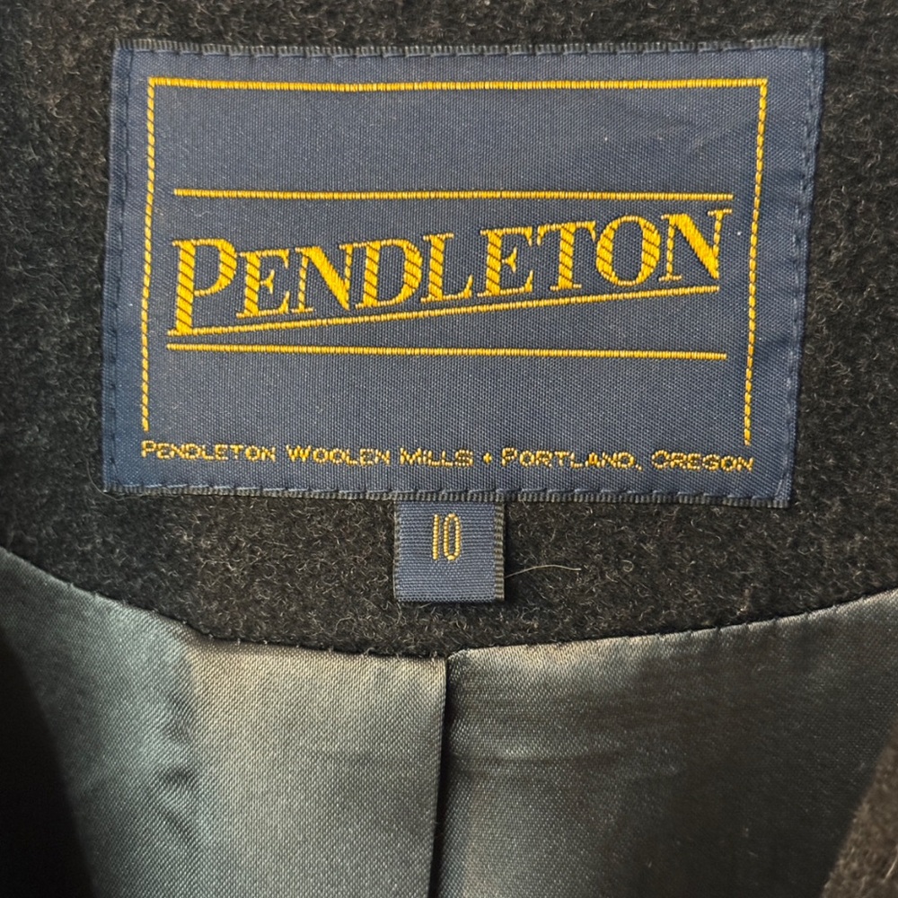 Pendleton Black Wool Coat with Classic Collar - image 3